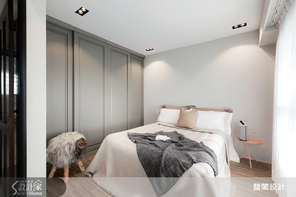 屋齡僅 2年的房子,擁有絕佳的採光條件,屋主當初經由