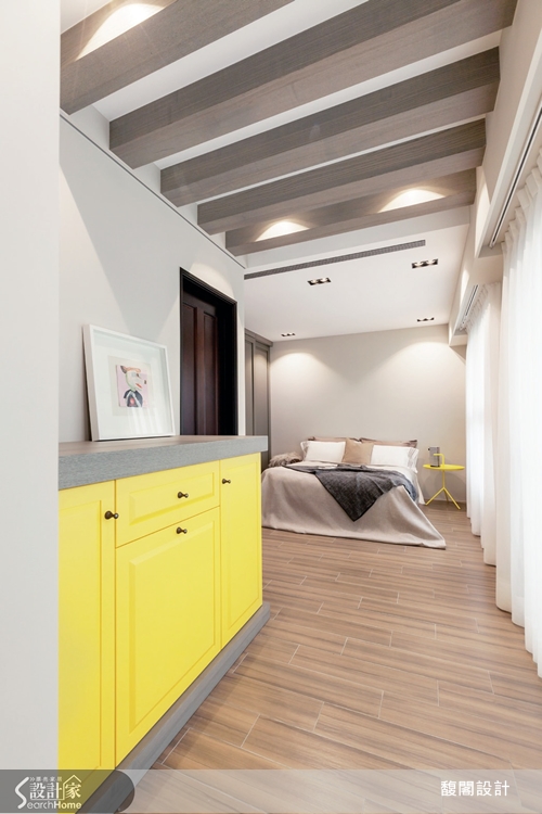 屋齡僅 2年的房子,擁有絕佳的採光條件,屋主當初經由