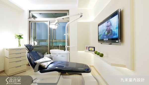 許多商業空間案看到九禾設計的身影,有別於過往較為浮