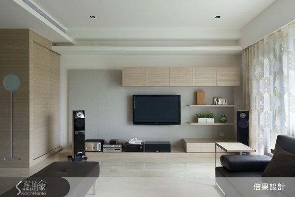 無論是開放式的收納展示空間,還是機能式的隱藏收納,