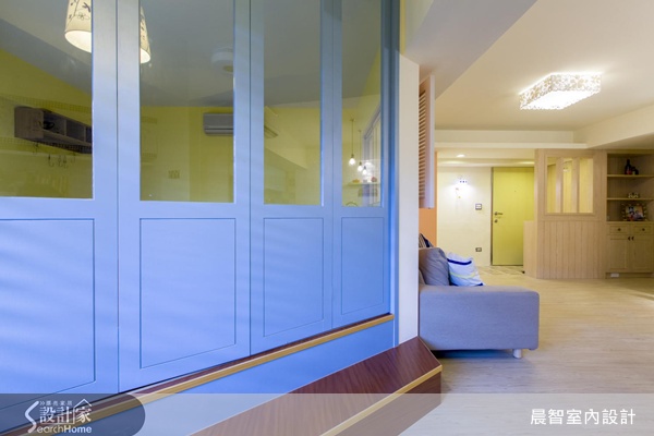 你有想過居家空間也能有色彩趣味嗎？牆面不再只是一成