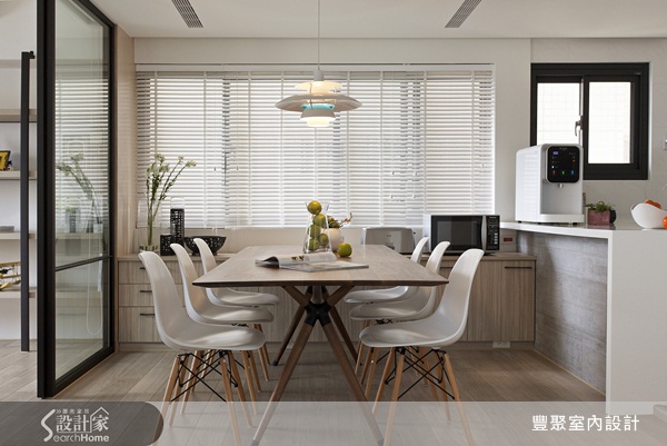 老屋翻新，透過設計師的重新配置格局和動線的設計巧思