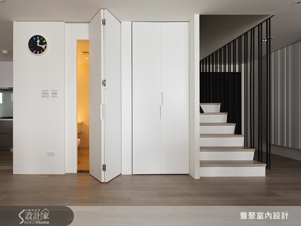 老屋翻新，透過設計師的重新配置格局和動線的設計巧思