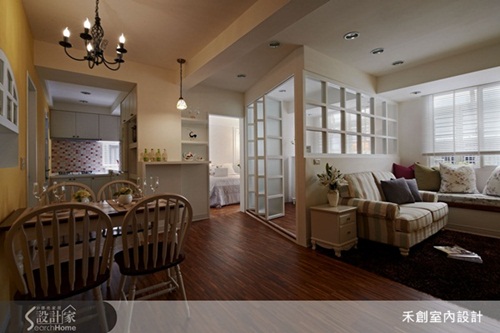 大部分老屋最常見的問題，屋形狹長、僅有前後採光、管