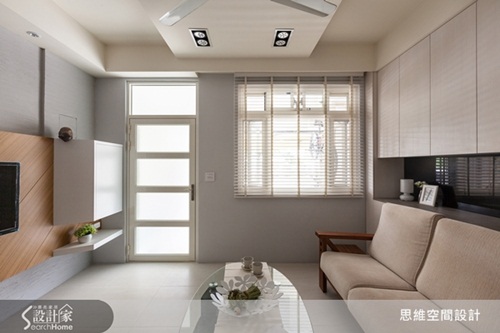 大部分老屋最常見的問題，屋形狹長、僅有前後採光、管