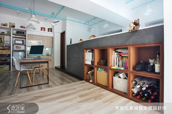 從事補教業的屋主夫妻，穩定的工作下卻有著背包客的熱