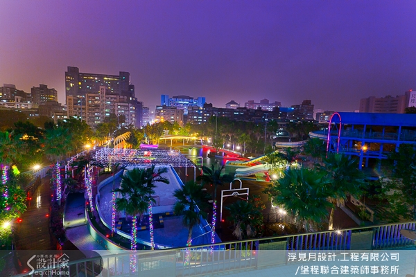 總坪數為 1,205 坪,整體風格走混搭風。運用色彩、功