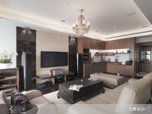 位於台北市林口區,坪數為50坪,格局為四房兩廳。由於