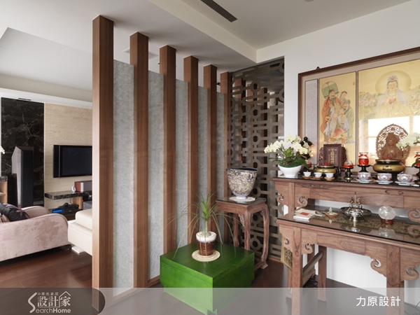 位於台北市林口區,坪數為50坪,格局為四房兩廳。由於