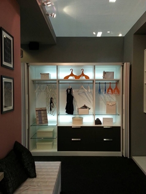 從「灶腳」到廚房，從OEM到ODM而自創品牌，已有四十餘