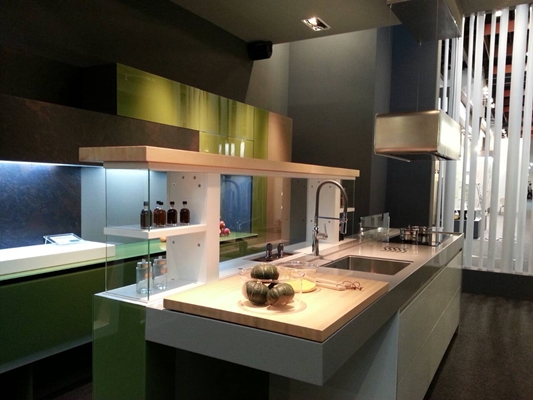 從「灶腳」到廚房,從OEM到ODM而自創品牌,已有四十餘