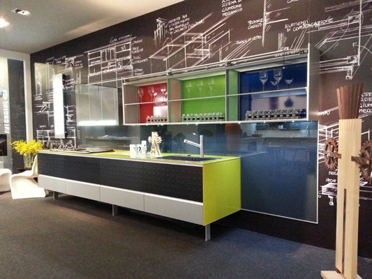 從「灶腳」到廚房,從OEM到ODM而自創品牌,已有四十餘