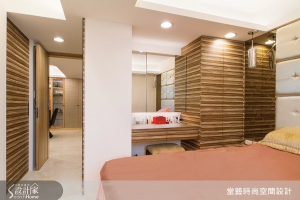 屋主一家六口最常聚在一起的場域是餐廳,且女主人很愛