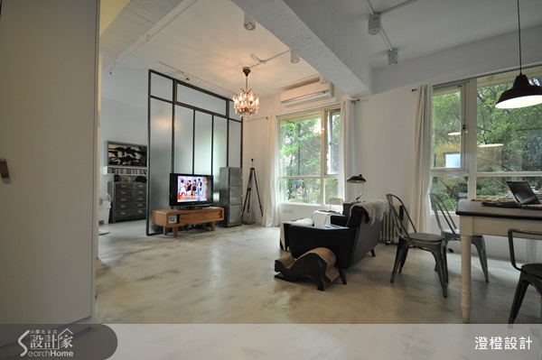 寬敞的空間感，營造出流動的氣息，簡單又兼具設計感的