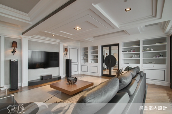 自己專屬的大露台，坐擁毫無視線阻隔的無價夜景，在這