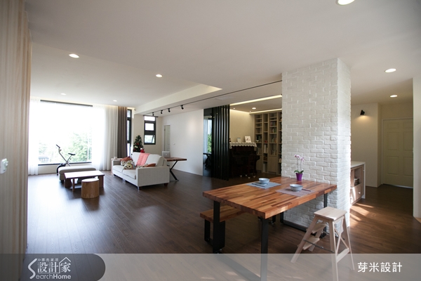 原本是自地自建的商業空間,計畫出租作為辦公室使用,