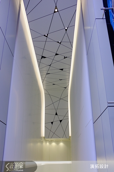 旅行對一般人來說，是身心放鬆享受的時刻，但對演拓空