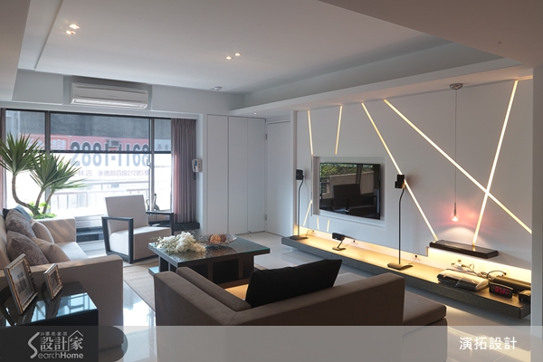 旅行對一般人來說，是身心放鬆享受的時刻，但對演拓空