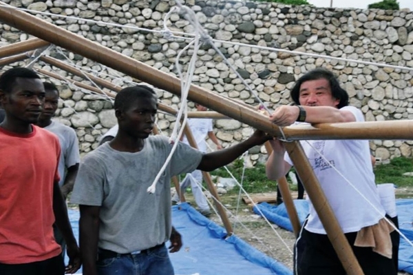 他的得獎，不但讓人看到他為窮人發聲、充滿人道關懷的