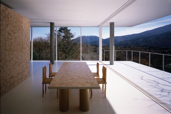 他的得獎，不但讓人看到他為窮人發聲、充滿人道關懷的