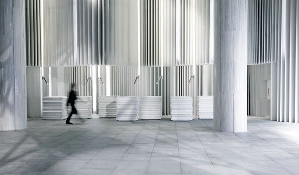 光與影是電影拍攝不可缺少的元素，當然在影城的設計中