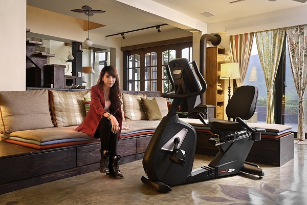 對於原木工坊設計師李佳鈺來說，空間設計的目的在建構