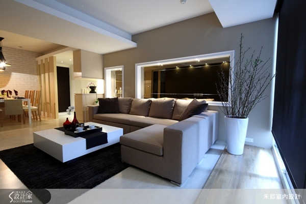 屋齡超過三十年。甫歸國的兩位屋主對家的想法有所不同