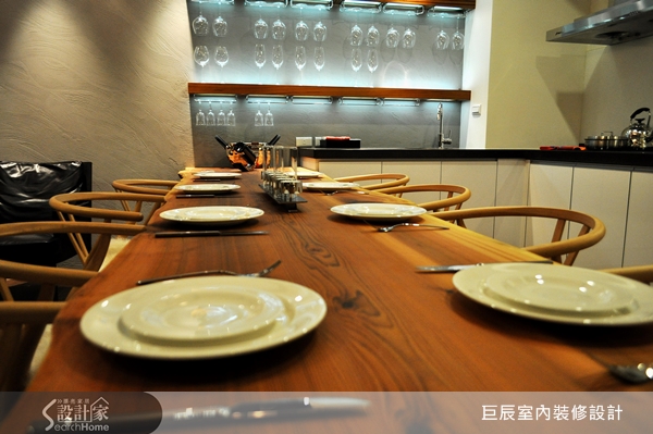 「線條」可以讓空間看起極簡俐落，也可以讓空間看起來