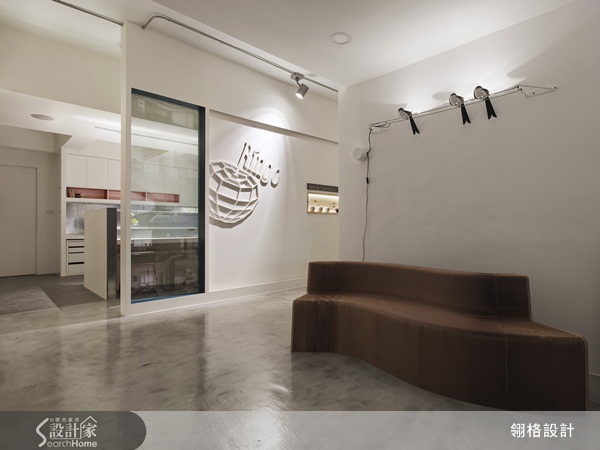 簡約清新不華麗的「清美學」風格，運用簡單的線條和色