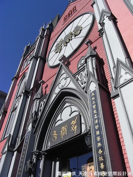 你喜不喜歡旅行?對你而言旅行是什麼?
對設計師們而