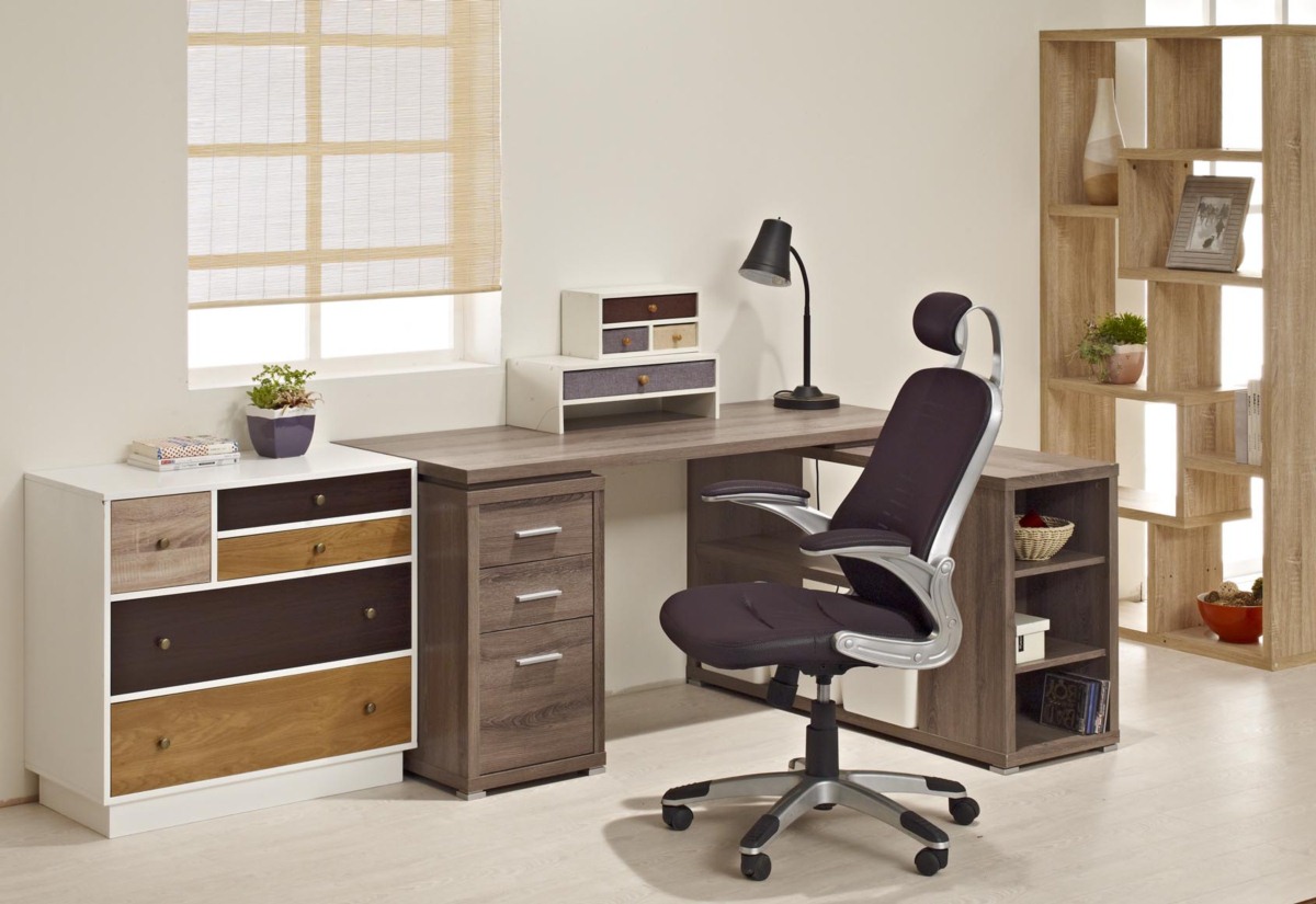 六月是居家換季收納的重點時期,特力屋特別推出全方位