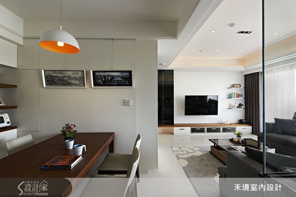 打造出一間明亮且深具風格的現代好宅呢?本次的案例，