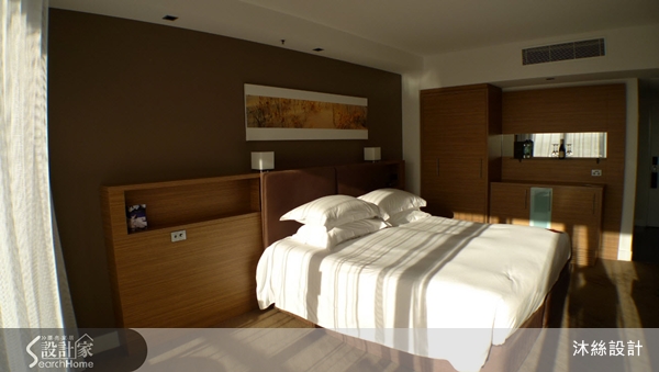 翻開過去旅行的照片，再對照一些個案作品，才發現這其