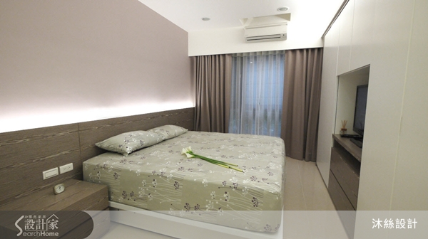 翻開過去旅行的照片，再對照一些個案作品，才發現這其