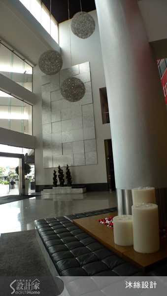 翻開過去旅行的照片，再對照一些個案作品，才發現這其