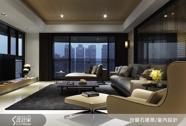 過多的裝潢與壓力一樣,會造成心靈及視覺上的負擔,將