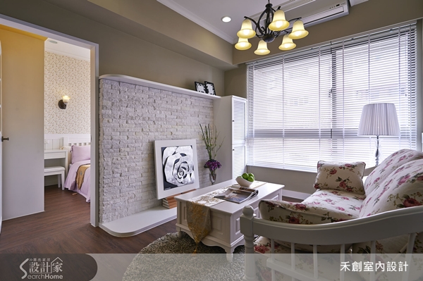 當田園小碎花遇上都會摩卡色，會迸出什麼樣的鄉村風火