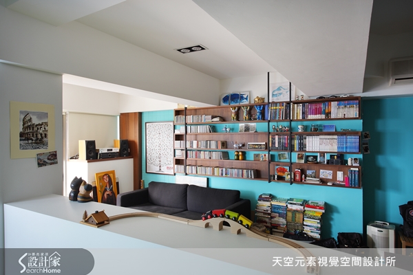 1房1廳17坪的北歐風中古屋。原本屋況採光不良,與過多