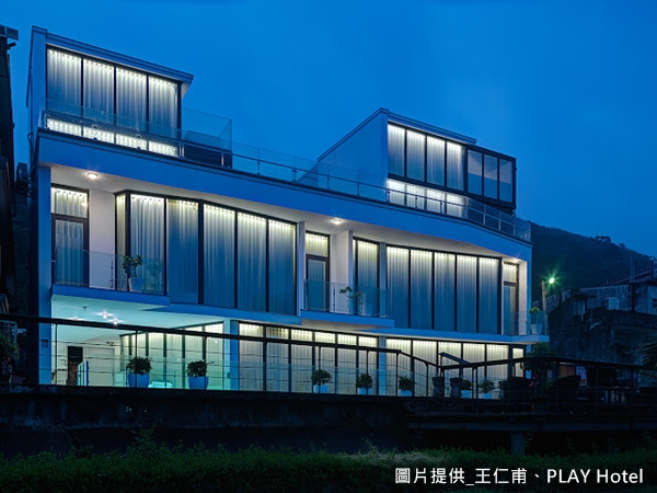 在台灣東北角的宜蘭，有一間新開的度假Villa，它是藝