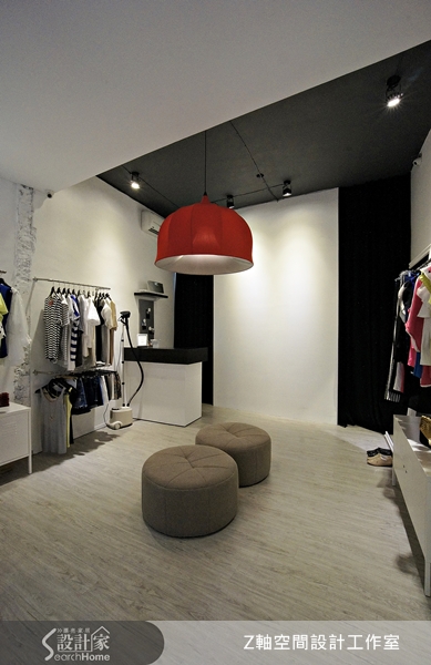 在居家裝潢的深奧學問裡，色彩是重要的環節之一。色彩