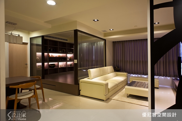 來到美麗的八里河岸風光，遠眺還有青山，這樣的居家好