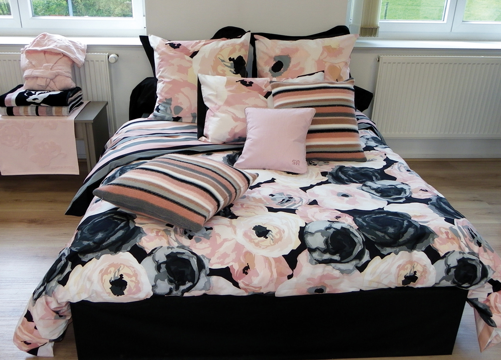 以饒富創意、前衛且自信的SONIA RYKIEL,1968年以女性