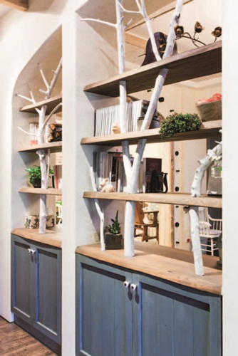 故事的開端，要從Grace對歐洲鄉村風的愛好說起，時間