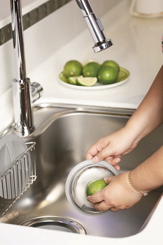 你有想過檸檬除了拿來打果汁、加在水裡飲用，還能做些