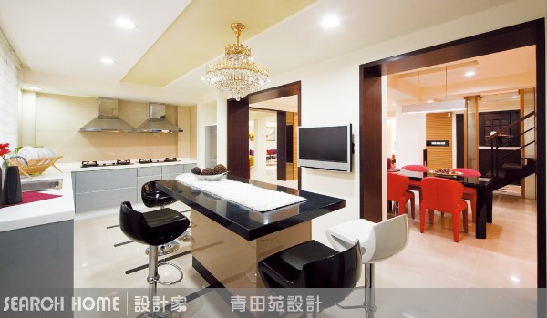 又到了年終歡慶的時節，無論唱「呼搭拉～～」還是「啊