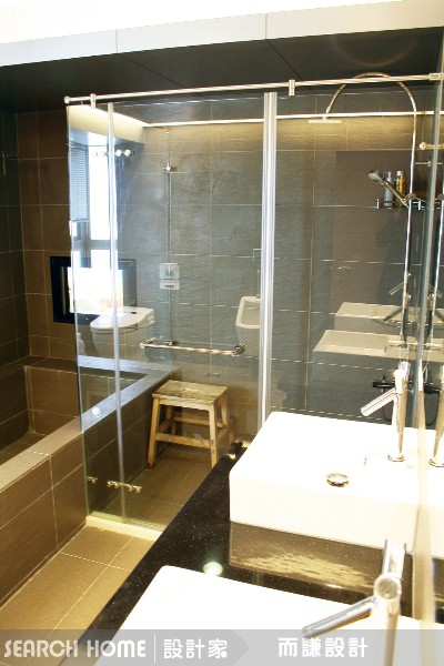 好冷喔～～每天都在下雨，不然就是低溫特報，哇～～有