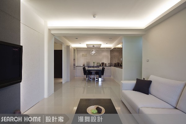 本案是舊屋翻新，屋主有著預算上的考量，因此漫舞空間