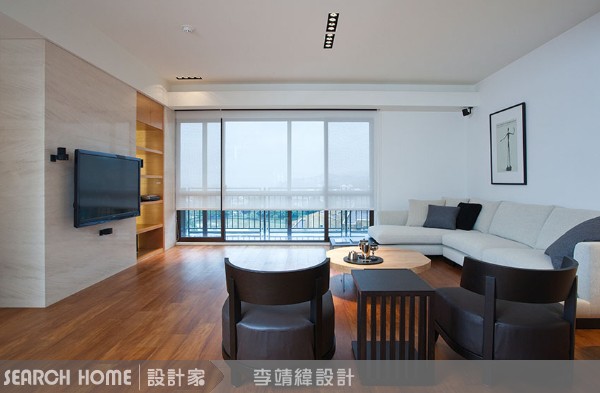 是不是可以傍湖而居，親近大自然呢？由於屋主兩人曾經