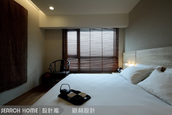 屋主一家常出國旅行，也熱愛收藏明清古董與非洲藝術品