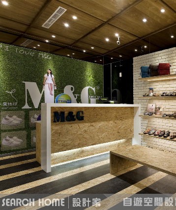 本案是位於台北市鬧區的商業空間，透過設計師的巧思設